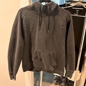 Black Lululemon Sweatshirt